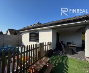 FINREAL s.r.o. Vám ponúka na PREDAJ rodinný dom v Kolárove!