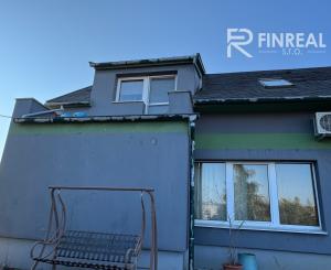 NA PREDAJ rodinný dom so zabudovaným podkrovím v Kolárove!