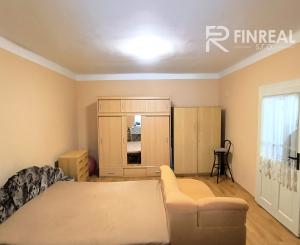 NA PREDAJ rodinný dom s garážou a záhradou v Hurbanove !