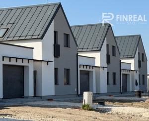 FINREAL s.r.o. Vám ponúka na PREDAJ rodinný dom v Kolárove!