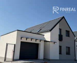 FINREAL s.r.o. Vám ponúka na PREDAJ rodinný dom v Kolárove!