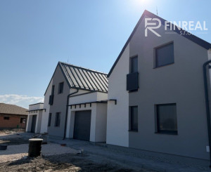 FINREAL s.r.o. Vám ponúka na PREDAJ rodinný dom v Kolárove!