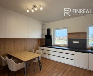 FINREAL s.r.o. Vám ponúka na PREDAJ rodinný dom v Kolárove!