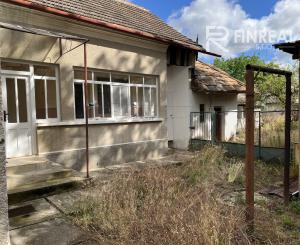 FINREAL exkluzívne ponúka NA PREDAJ rodinný dom v obci Búč