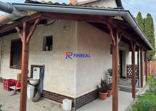 FINREAL s.r.o. ponúka rodinný dom v Kolárove !