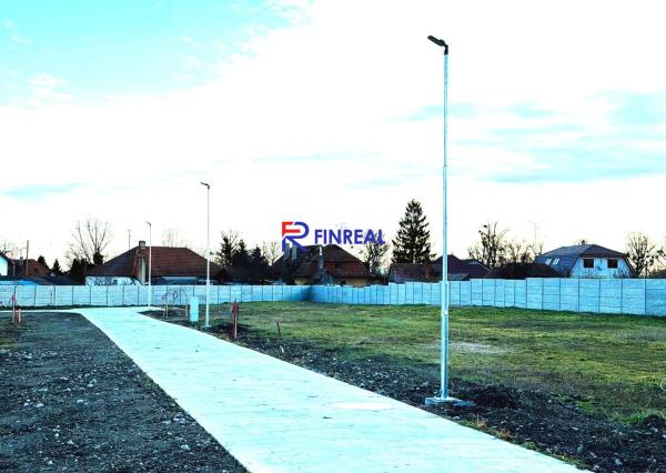 NA PREDAJ - stavebný pozemok A3 - 542m2 v Zemianskej Olči !