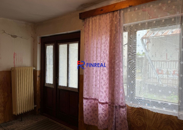 NA PREDAJ-rodinný dom v Komárne-Nová Stráž !