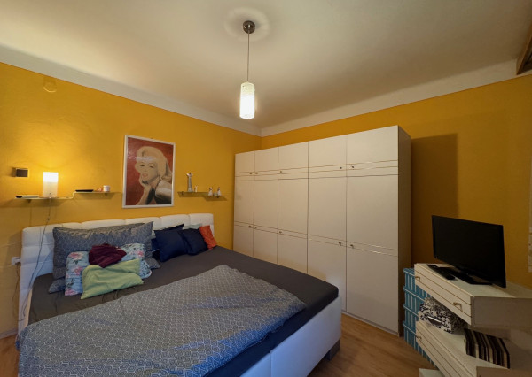 NA PREDAJ -  Rodinný dom s garážou v Hurbanove!