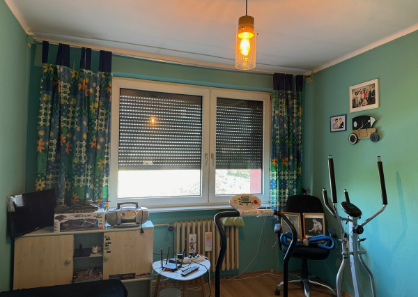 NA PREDAJ -  Rodinný dom s garážou v Hurbanove!