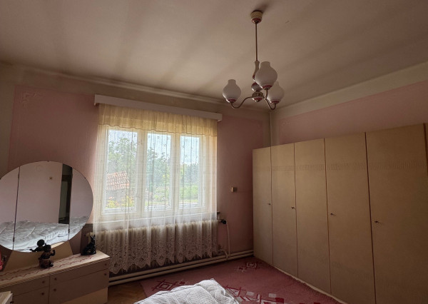 NA PREDAJ -  Rodinný dom  v obci Zemianska Olča!