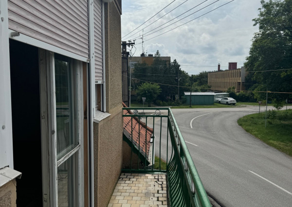 NA PREDAJ -  Rodinný dom  v obci Zemianska Olča!