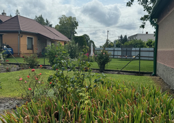 NA PREDAJ -  Rodinný dom  v obci Zemianska Olča!