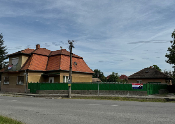 NA PREDAJ -  Rodinný dom  v obci Zemianska Olča!