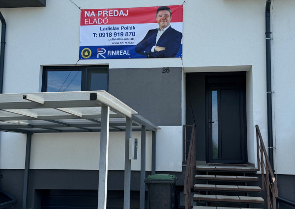 FINREAL s.r.o. Vám ponúka na PREDAJ rodinný dom v Kolárove!