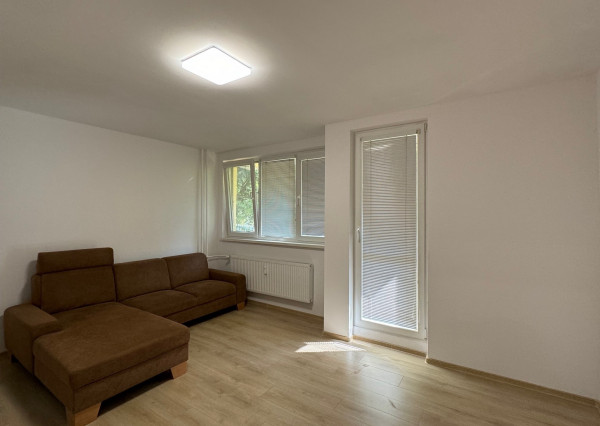 NA PREDAJ - 2 izbový  byt v Kolárove - REZERVOVANÉ !