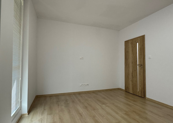 NA PREDAJ - 2 izbový  byt v Kolárove - REZERVOVANÉ !