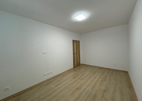 NA PREDAJ - 2 izbový  byt v Kolárove - REZERVOVANÉ !