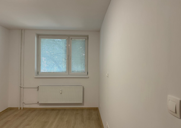 NA PREDAJ - 2 izbový  byt v Kolárove - REZERVOVANÉ !