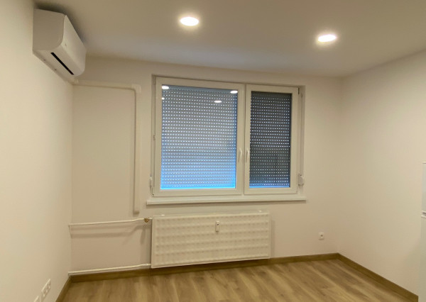 NA PRENÁJOM - kompletne zrekonštruovaná garsónka v Komárne!