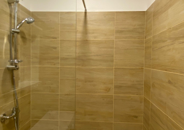 NA PRENÁJOM - kompletne zrekonštruovaná garsónka v Komárne!