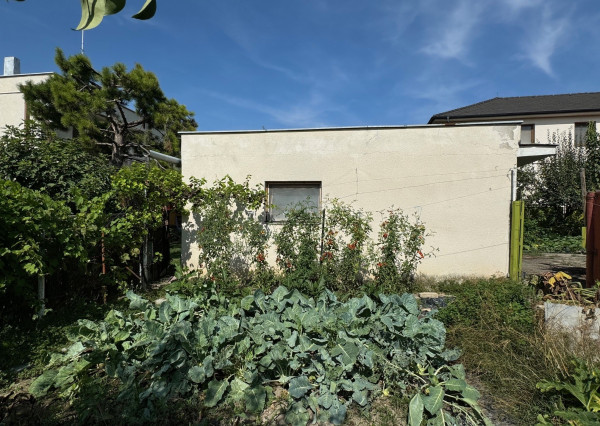 FINREAL s.r.o. Vám ponúka na PREDAJ rodinný dom v Kolárove!