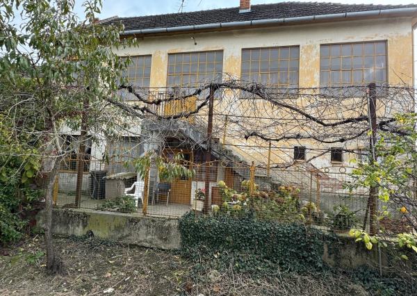 FINREAL s.r.o. Vám ponúka na PREDAJ rodinný dom v Komoči!