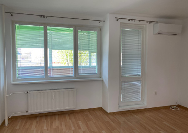 NA PRENÁJOM - 2 izbový byt v Kolárove !