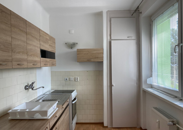 NA PRENÁJOM - 2 izbový byt v Kolárove !