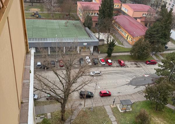 NA PREDAJ - 2 izbový byt v Komárne !