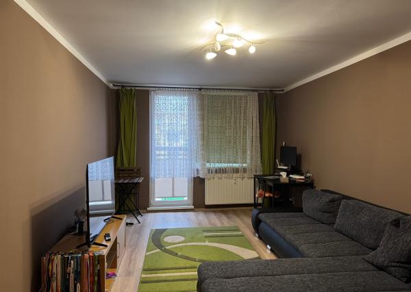 NA PREDAJ - 2 izbový byt v Komárne !