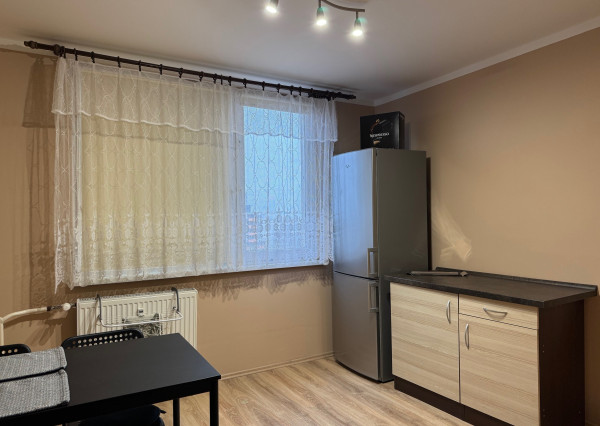 NA PREDAJ - 2 izbový byt v Komárne !