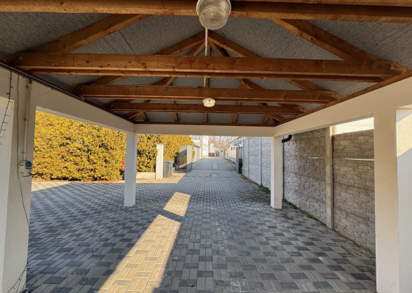 FINREAL s.r.o. Vám ponúka na PREDAJ rodinný dom v Kolárove!