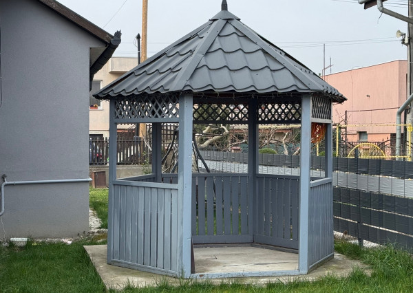 FINREAL s.r.o. Vám ponúka NA PREDAJ rodinný dom v Kolárove!