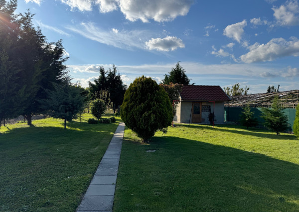 IBA U NÁS ! Ponúkame NA PREDAJ rodinný dom v Kolárove!