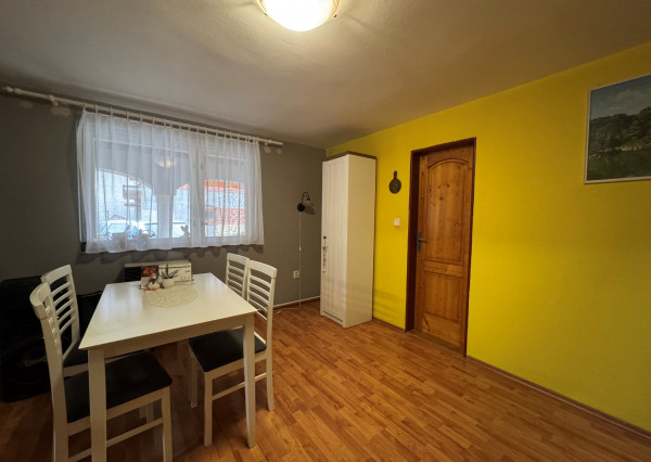 IBA U NÁS ! Ponúkame NA PREDAJ rodinný dom v Kolárove!