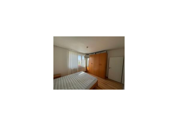 PRENÁJOM-Atraktívny 3oj izb. byt  92m2 + loggia v Galante  !