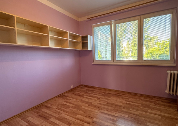 Ponúkame pre Vás NA PRENÁJOM 3 izbový byt v Komárne!