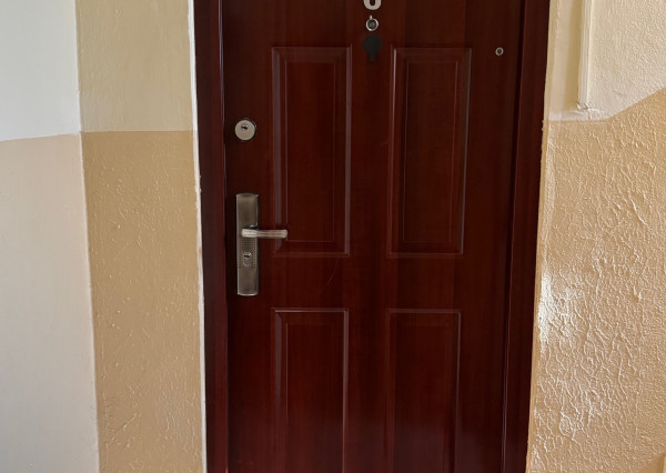 Ponúkame pre Vás NA PRENÁJOM 3 izbový byt v Komárne!