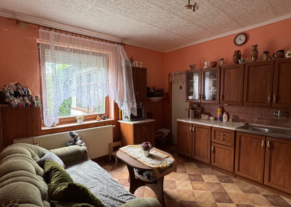 Iba u nás! Ponúkame NA PREDAJ rodinný dom v Kolárove!