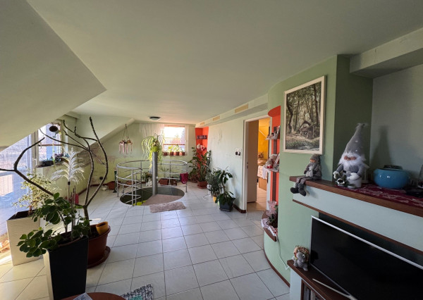 NA PREDAJ rodinný dom so zabudovaným podkrovím v Kolárove!