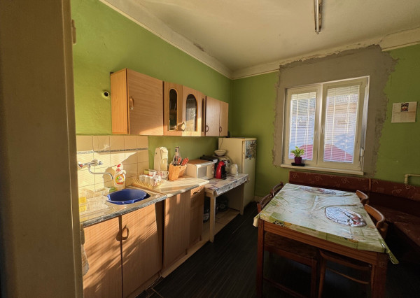 NA PREDAJ - rodinný dom v Kolárove !