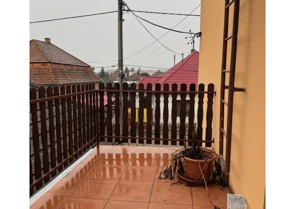 FINREAL s.r.o. Vám ponúka NA PREDAJ rodinný dom v Kolárovo!