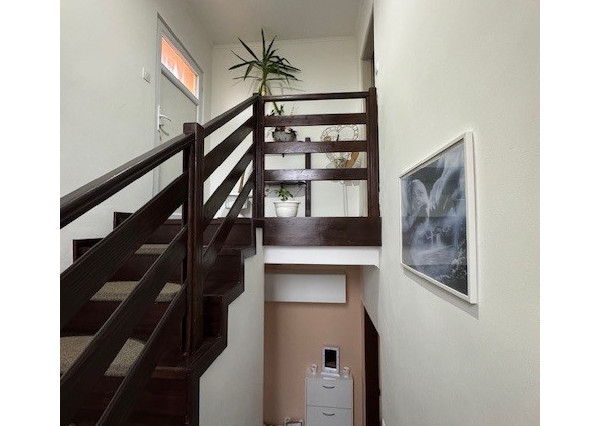 FINREAL s.r.o. Vám ponúka NA PREDAJ rodinný dom v Kolárovo!