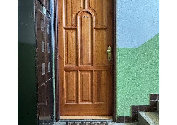 Ponúkame NA PREDAJ 3 - izbový klimatizovaný byt v Kolárove!