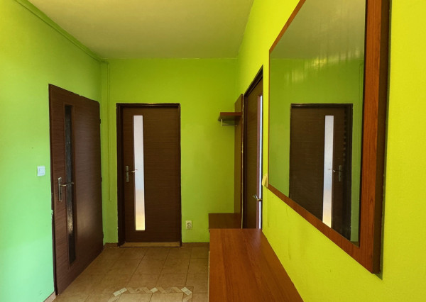 Ponúkame NA PREDAJ 3 - izbový klimatizovaný byt v Kolárove!