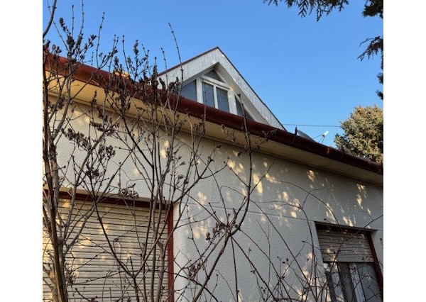 NA PREDAJ rodinný dom s garážou a záhradou v Kolárove !