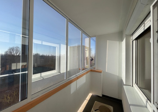 Ponúkame na predaj 3 izbový byt v Šali !