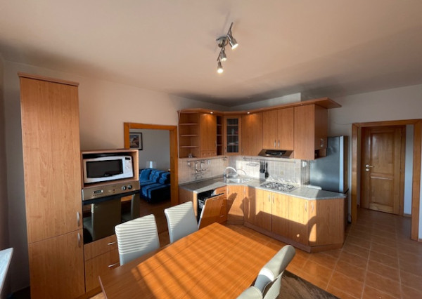 Ponúkame na predaj 3 izbový byt v Šali !