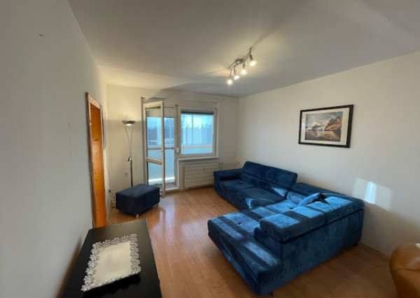 Ponúkame na predaj 3 izbový byt v Šali !