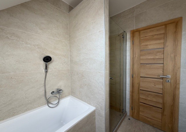 FINREAL s.r.o. Vám ponúka na PREDAJ rodinný dom v Kolárove!